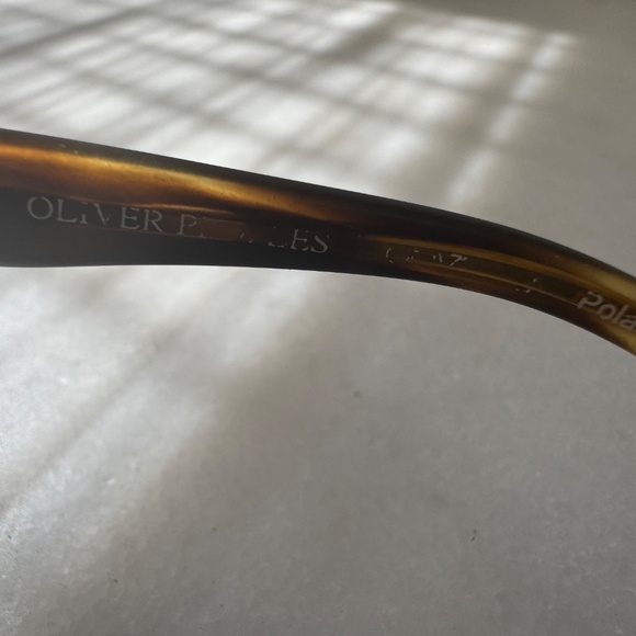 OLIVER PEOPLES/  Tortoise Shell Sunglasses/ Polarized main image 8